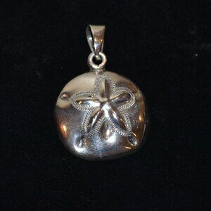 Silver Sand Dollar Pendant